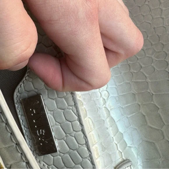 HVISK Women's Renei Croco Cross Body Bag - Picture 12 of 15